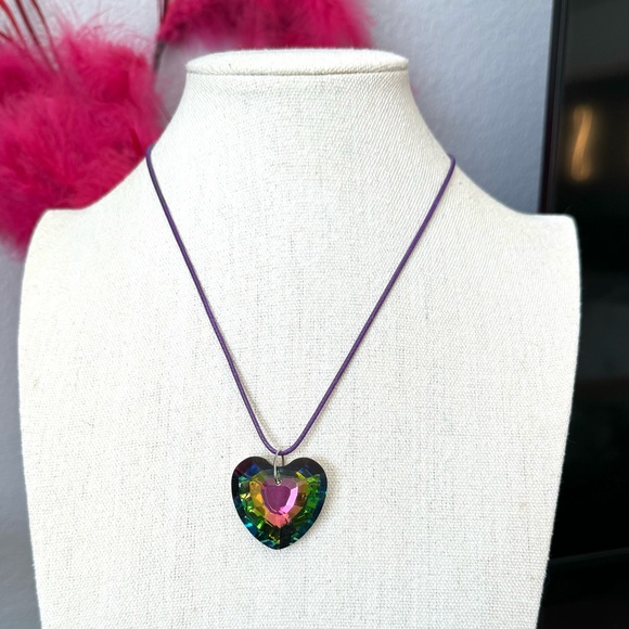 Vintage Crystal Glass Prism Rainbow Heart Necklace - Picture 6 of 11